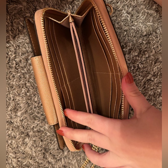 MICHAEL Michael Kors Small Metallic Leather Convertible Phone Crossbody - Picture 3 of 5